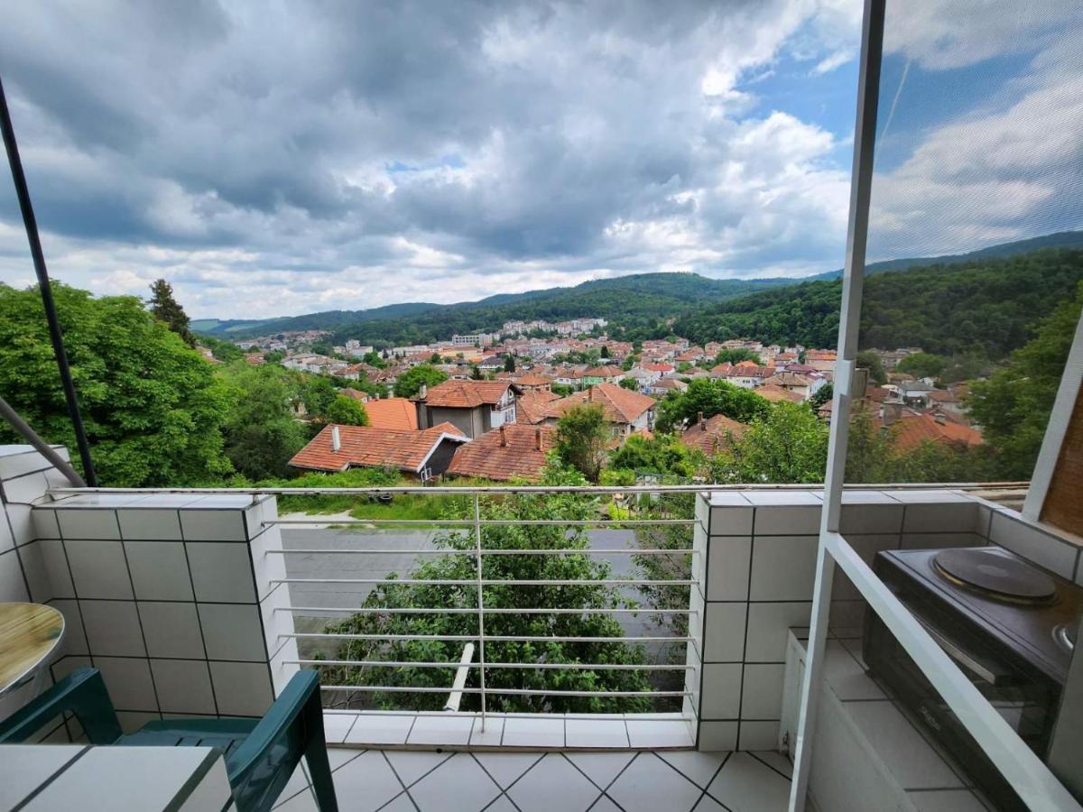Апартамент Панорамна Гледка Trjavna Exteriér fotografie