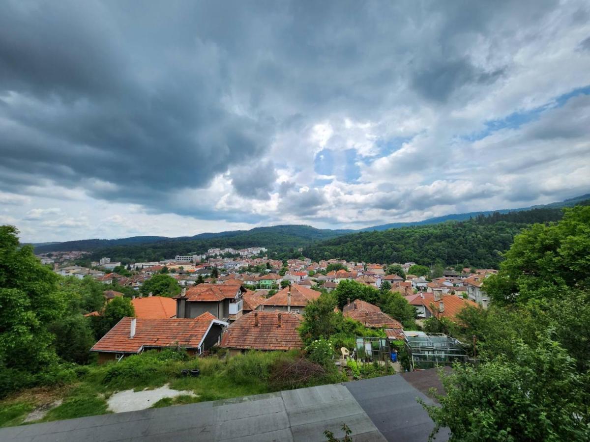 Апартамент Панорамна Гледка Trjavna Exteriér fotografie